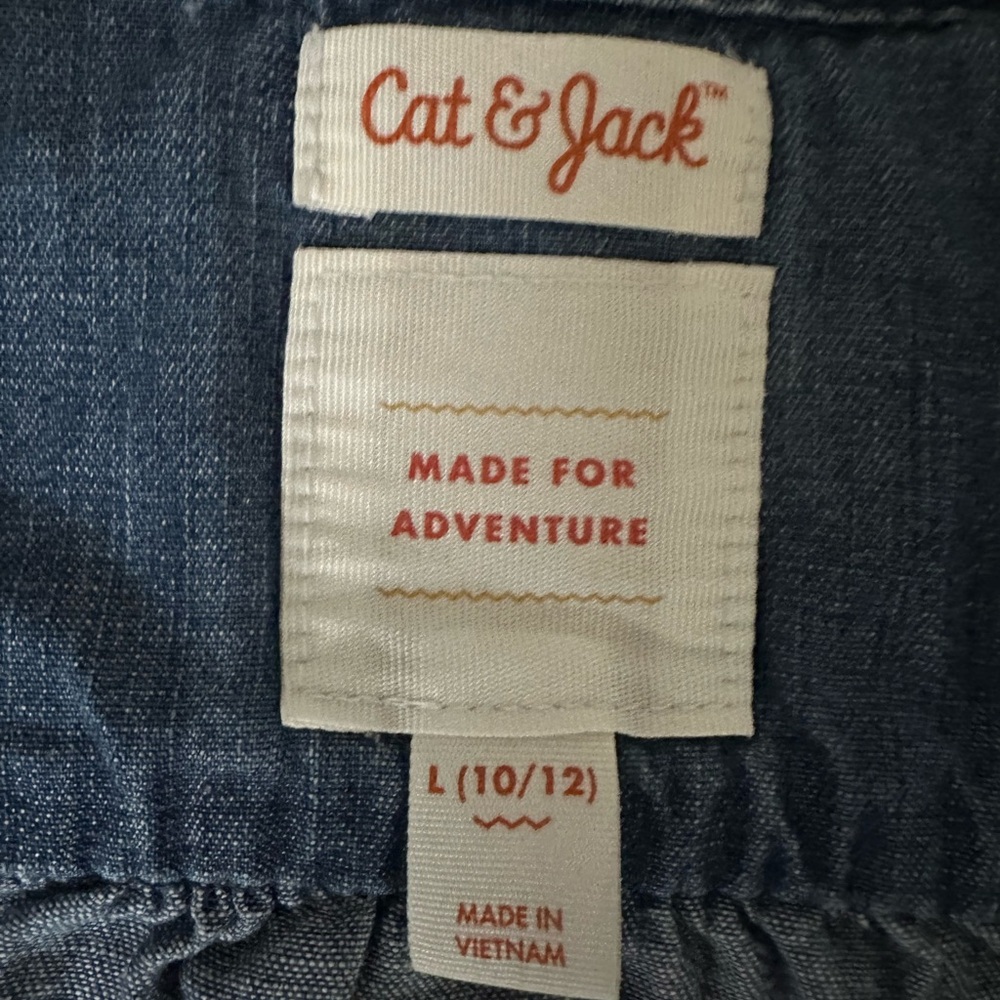 Cat & Jack Long Sleeve Denim Button Down - Picture 4 of 6